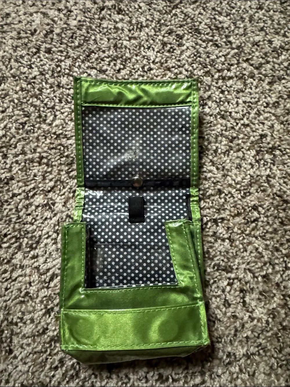 Green Kids Foldable Accessory Pouch